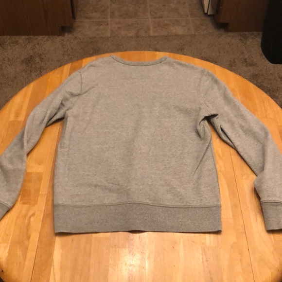 GAP Crewneck Sweater - Picture 4 of 4